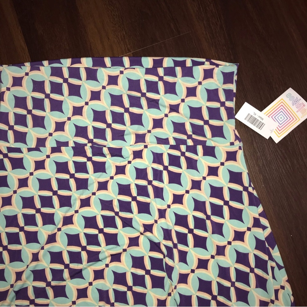 LuLaRoe Geometric Maxi Stretch Skirt Full Length Size XL - NWT - Picture 2 of 5